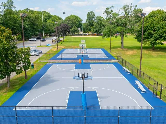 Thi công bóng rổ chuẩn thi đấu US OPEN Laykold